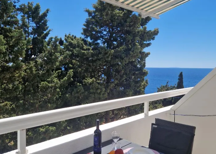 Apartament Kristonia *