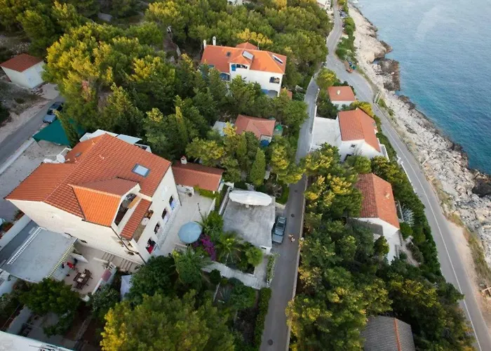 Apartament Kristonia *